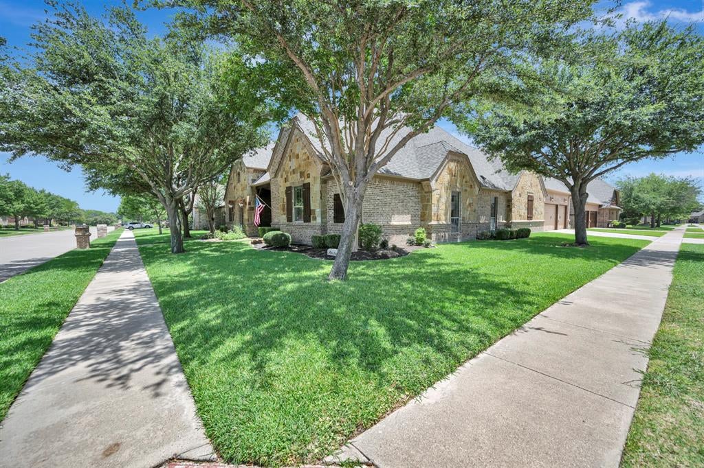 8100 Canyon Oak Dr, North Richland Hills, TX 76182 photo