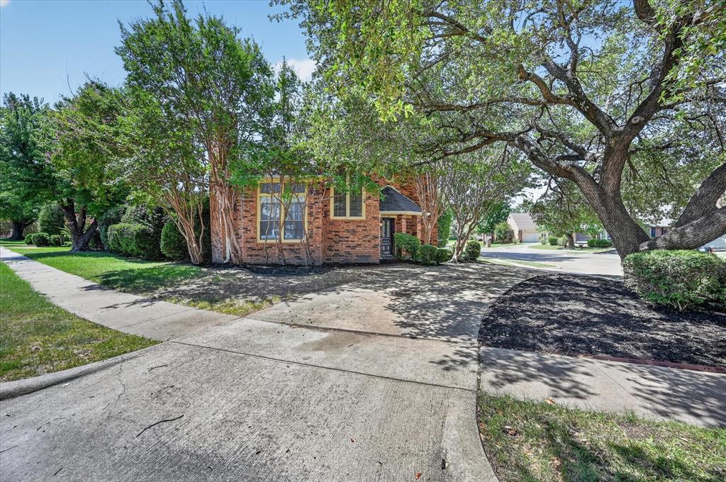 1524 High Crest Ct, Irving, TX 75061 photo