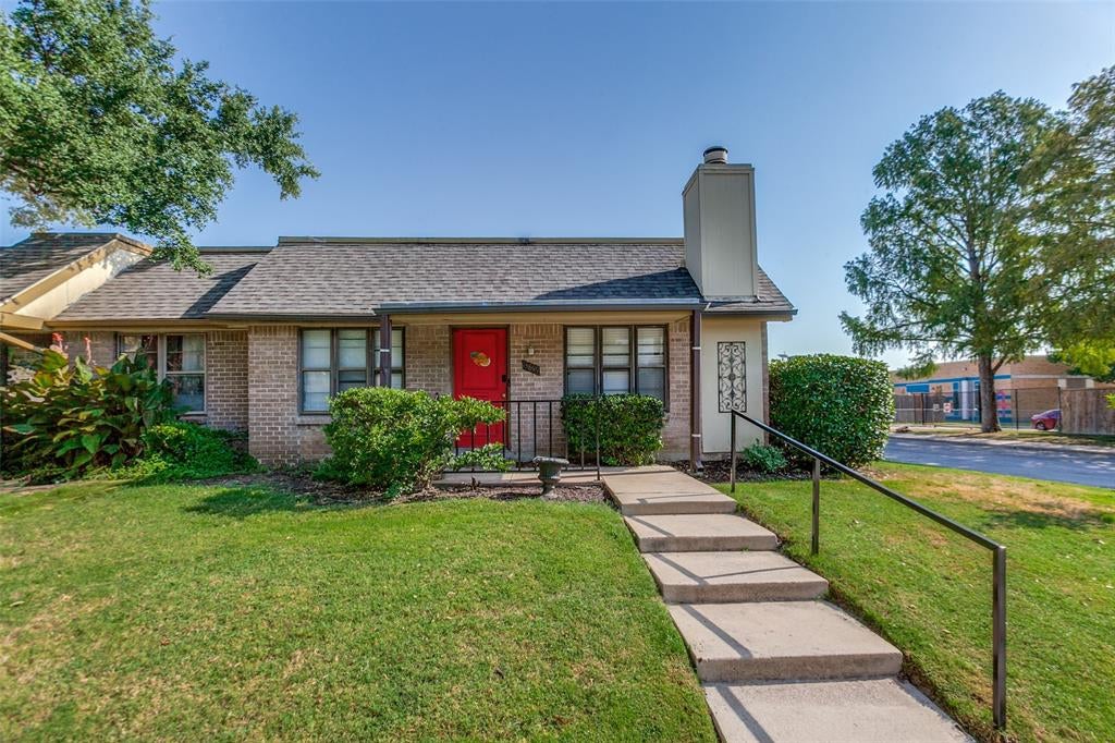 13899 Brookgreen Dr, Dallas, TX 75240