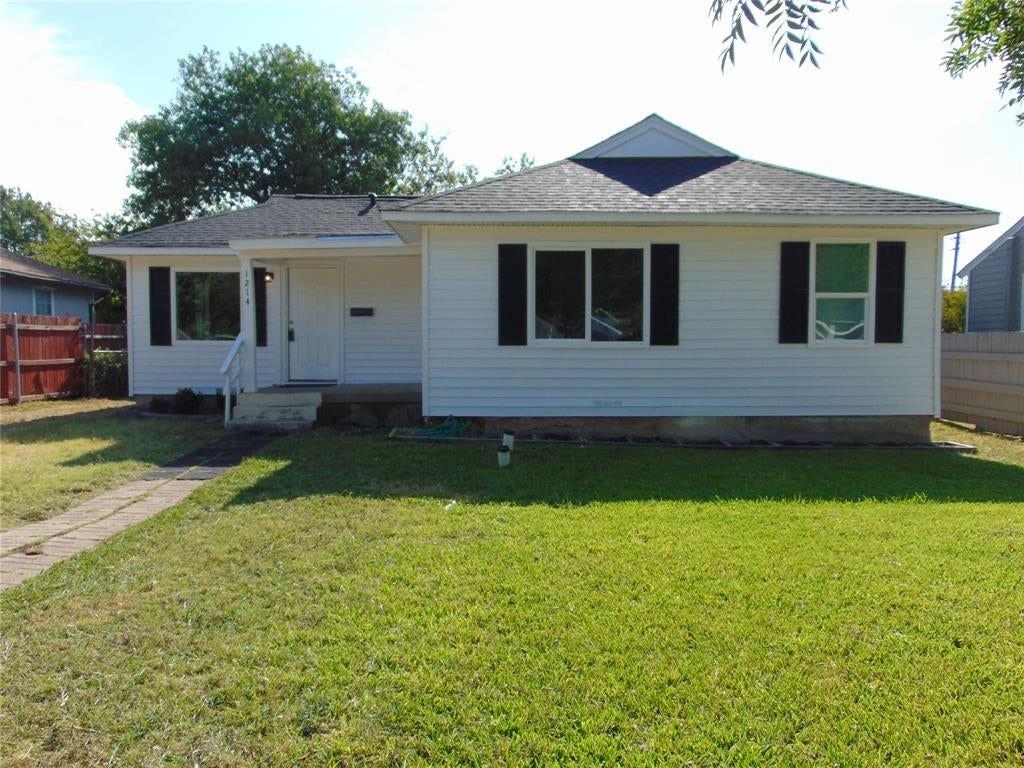 1214 19 St, Grand Prairie, TX 75050