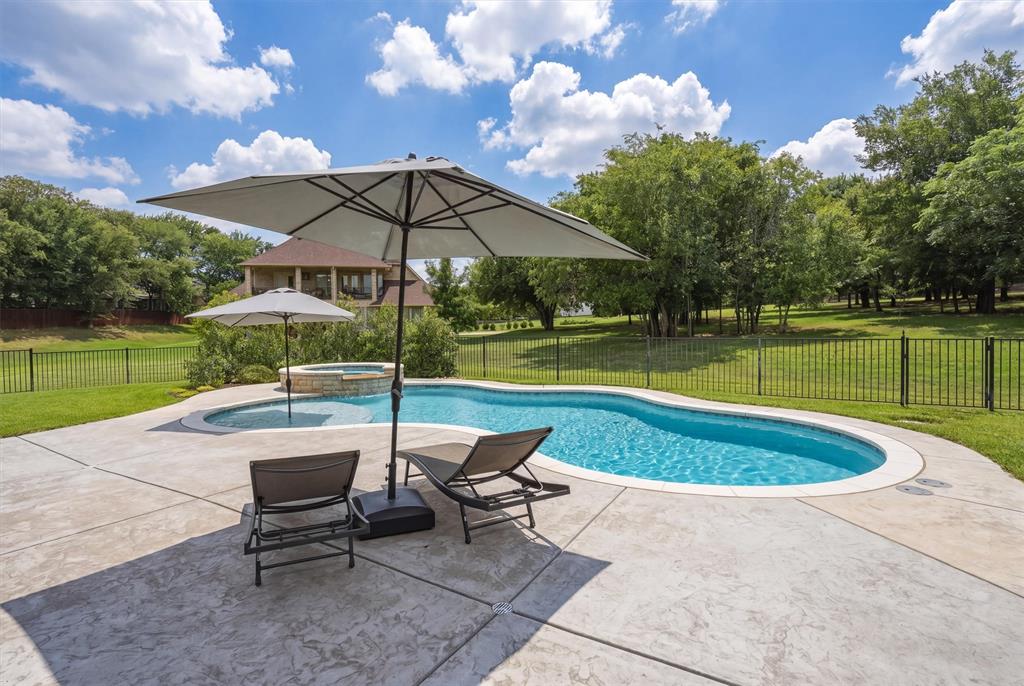 10512 Estancia Ct, Fort Worth, TX 76108 photo