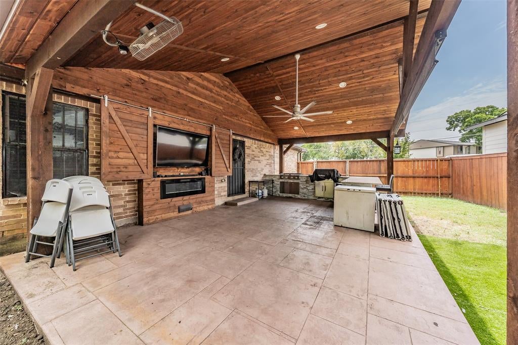 8015 Leigh Ann Dr, Dallas, TX 75232 photo