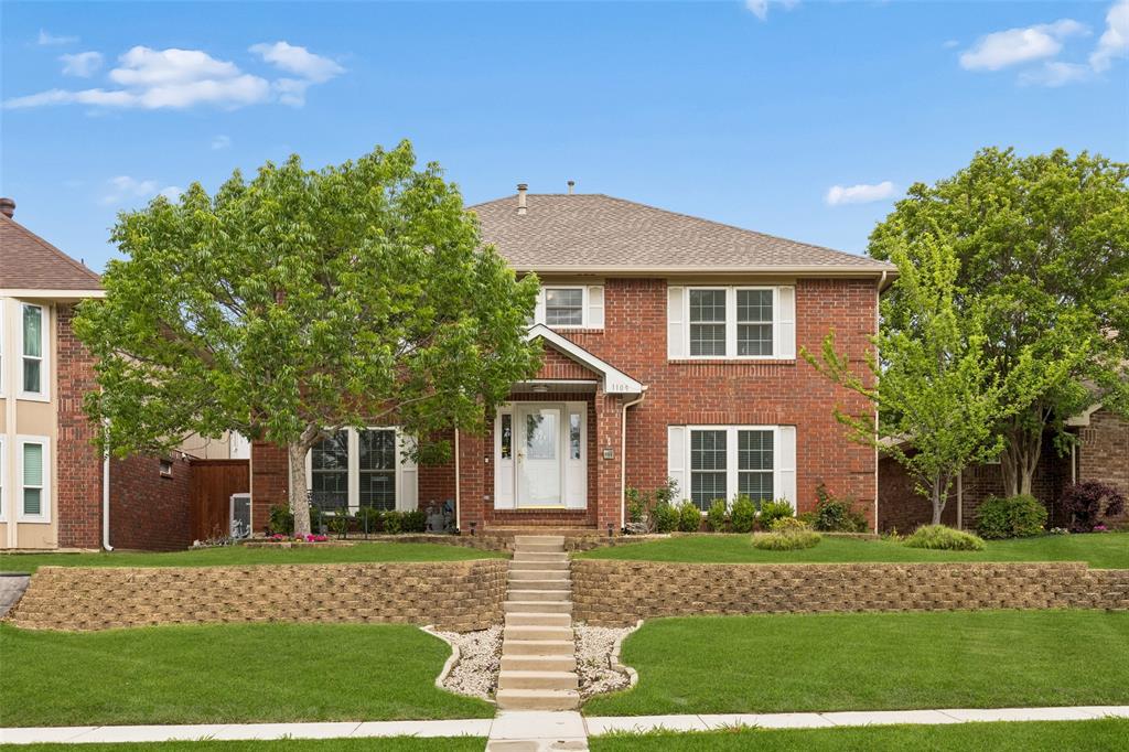 1109 Holly Dr, Carrollton, TX 75010