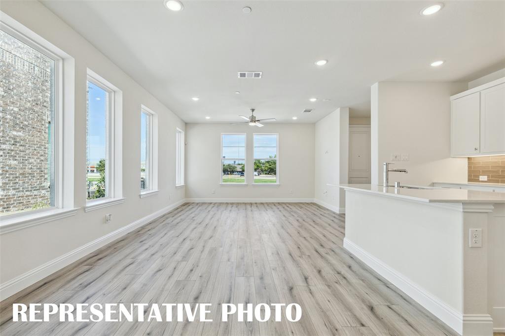 7344 Grant Ave, North Richland Hills, TX 76180 photo