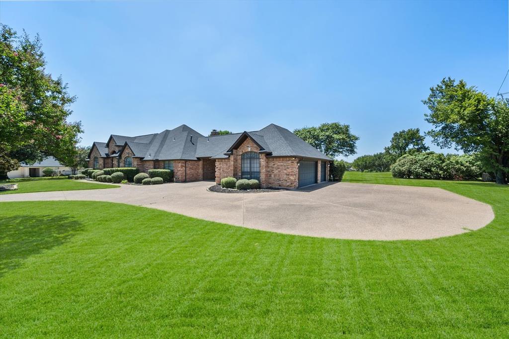 1388 Fairhaven Dr, Mansfield, TX 76063 photo