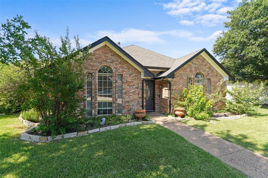 1220 Dentonshire Dr, Carrollton, TX 75007 photo