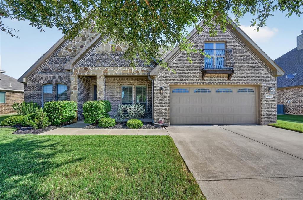 1156 Blue Sky Ln, Burleson, TX 76058
