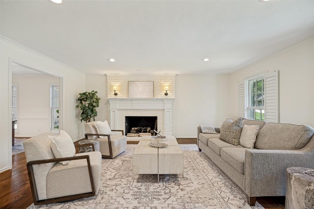 7142 Lakehurst Ave, Dallas, TX 75230 photo