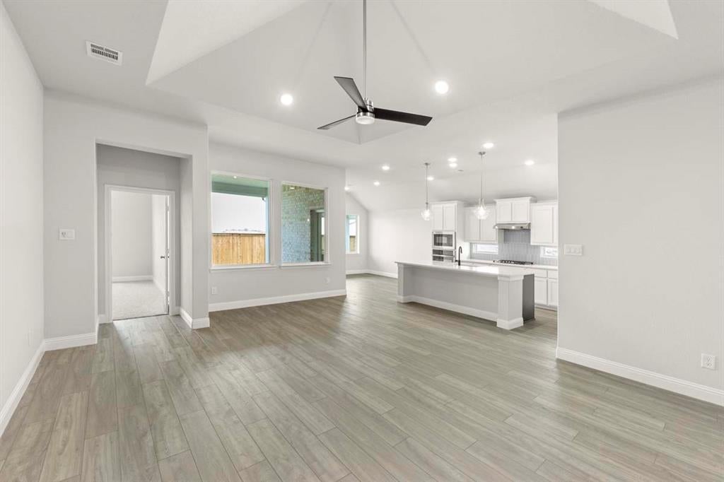 14534 Lovelace St, Pilot Point, TX 75009 photo