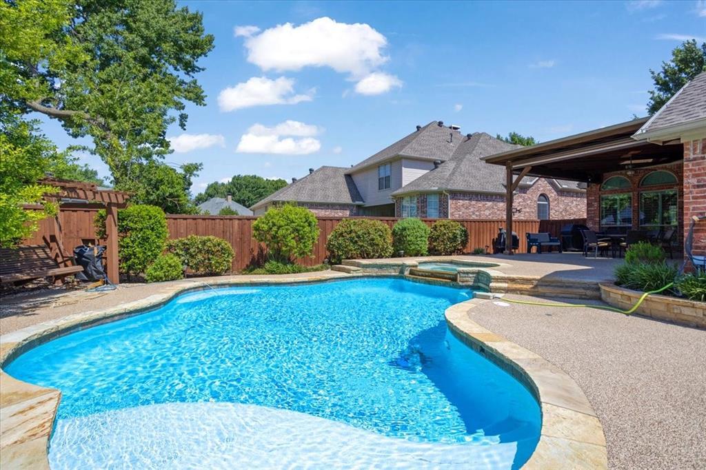 507 Hunters Creek Ct, Allen, TX 75013 photo