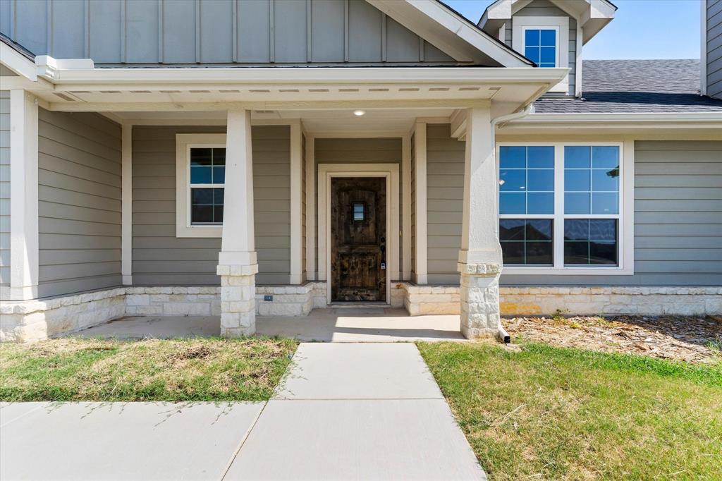 1011 Northern Oaks Ct, Springtown, TX 76082