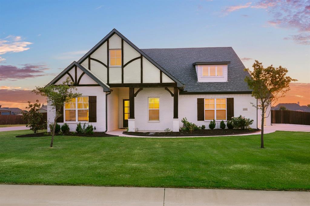 8908 Lazy Oak Dr, Justin, TX 76247