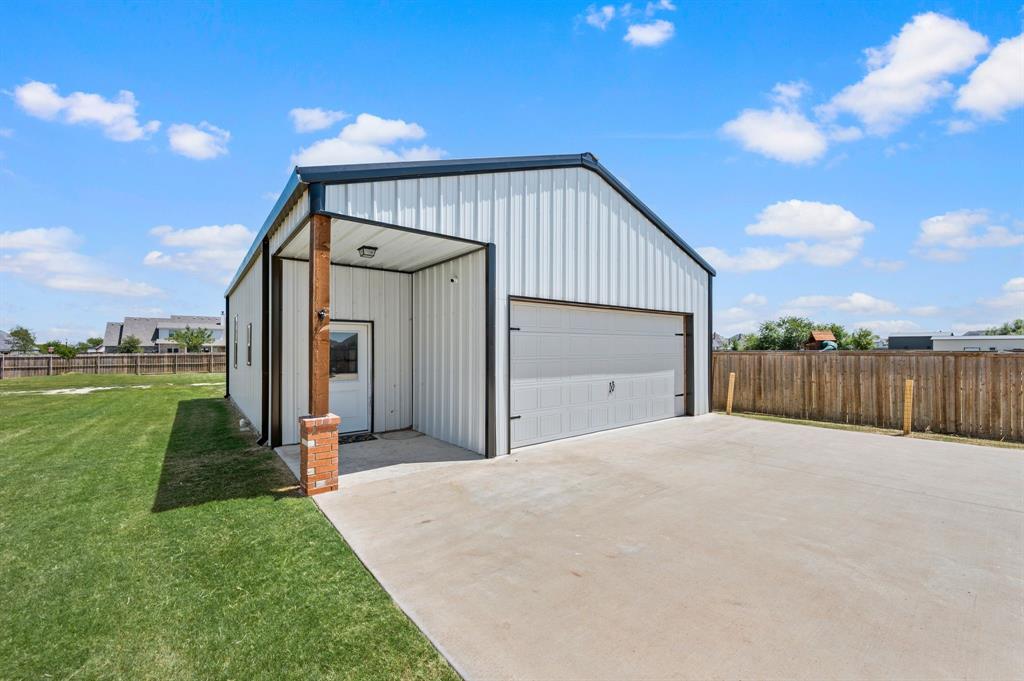 8908 Lazy Oak Dr, Justin, TX 76247 photo