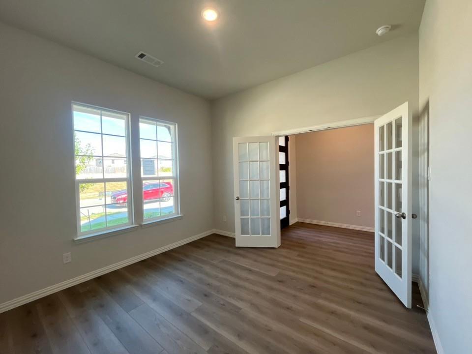 1008 Elmstead Dr, Fort Worth, TX 76108 photo