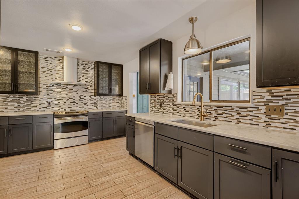 6234 La Cosa Dr, Dallas, TX 75248