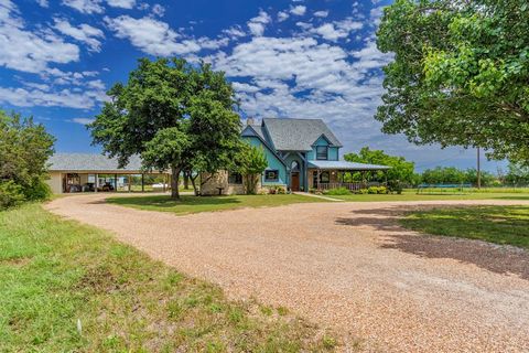 Single Family Residence in Weatherford TX 1125 Old Airport Road.jpg