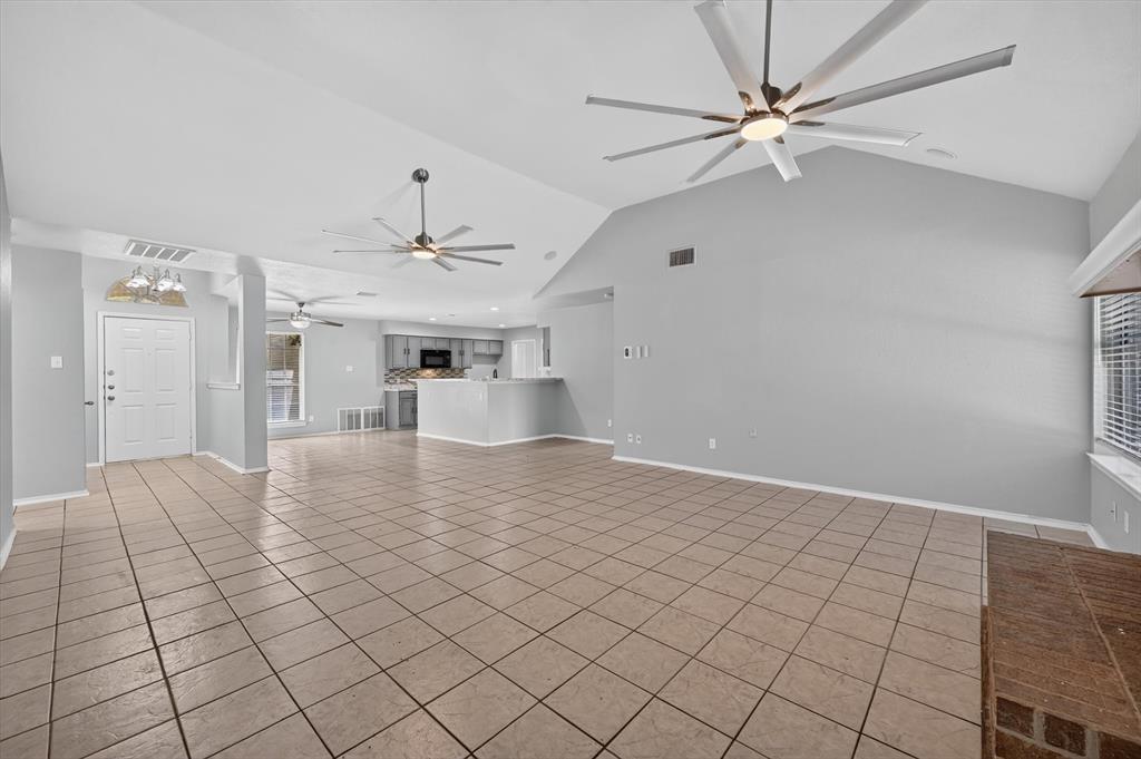 7405 Emerywood Ln, Fort Worth, TX 76137 photo
