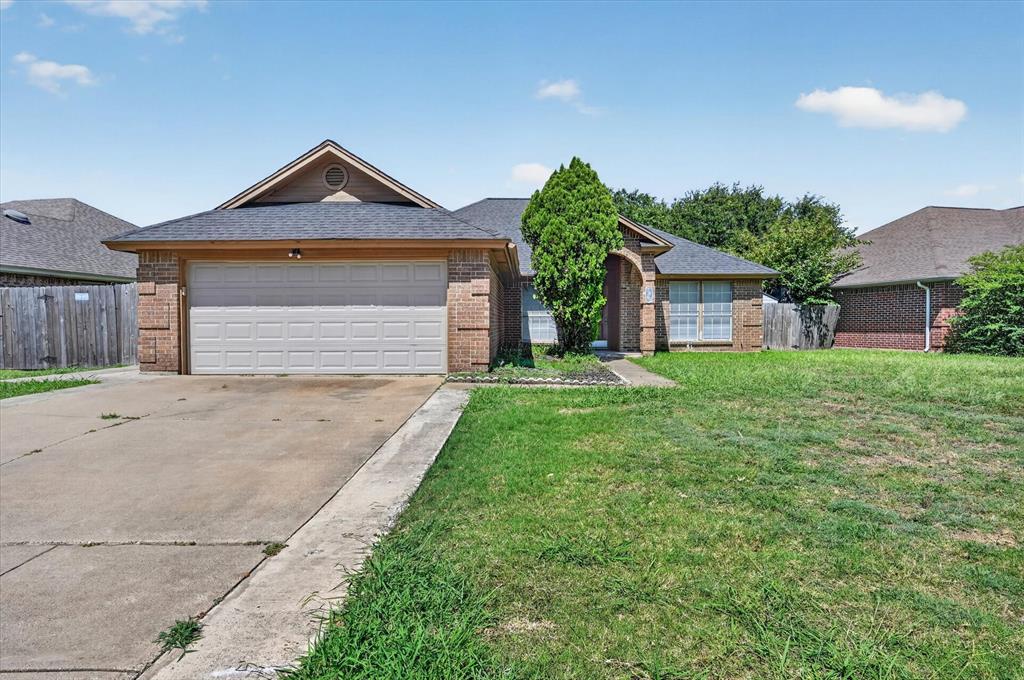 7405 Emerywood Ln, Fort Worth, TX 76137 photo