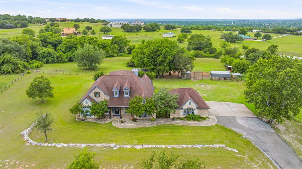 1914 Bentwater Pkwy, Granbury, TX 76049
