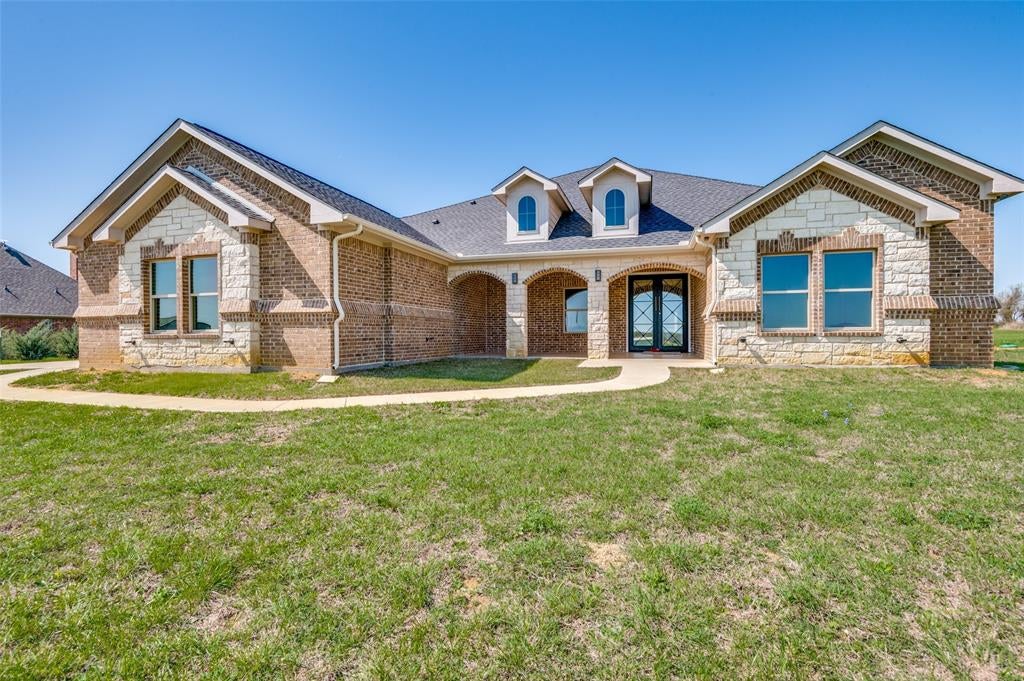 760 Alysa Ln, Waxahachie, TX 75167