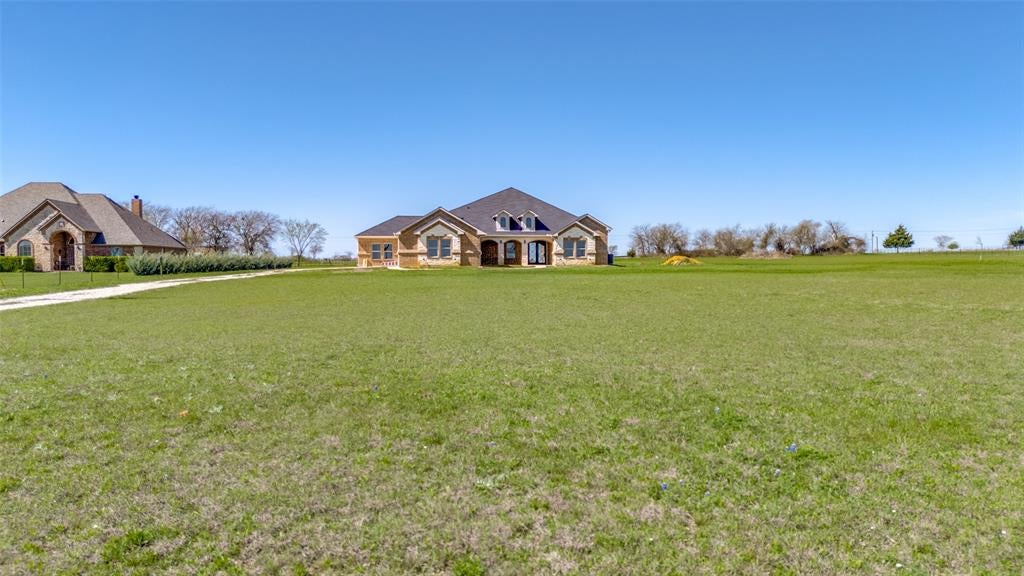 760 Alysa Ln, Waxahachie, TX 75167 photo