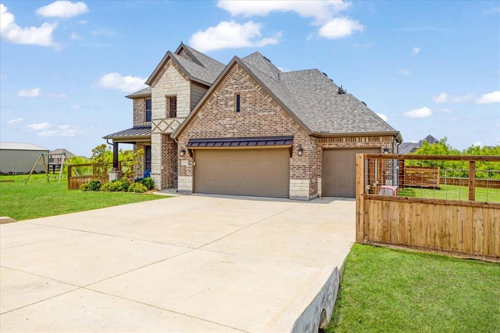 1035 Hickory Ln, Howe, TX 75459 photo
