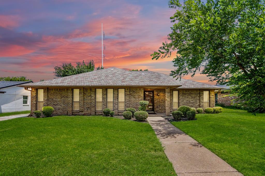 8709 Forest Green Dr, Dallas, TX 75243