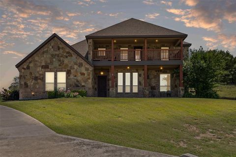 Single Family Residence in Weatherford TX 111 Meadow Bridge Drive.jpg