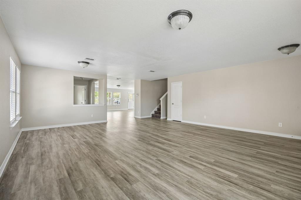 3924 Estrella Ct, Fort Worth, TX 76106 photo
