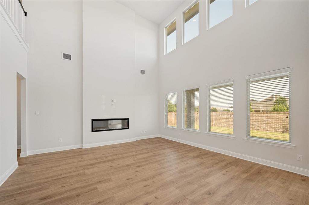 1617 Estivella Dr, Little Elm, TX 75068 photo