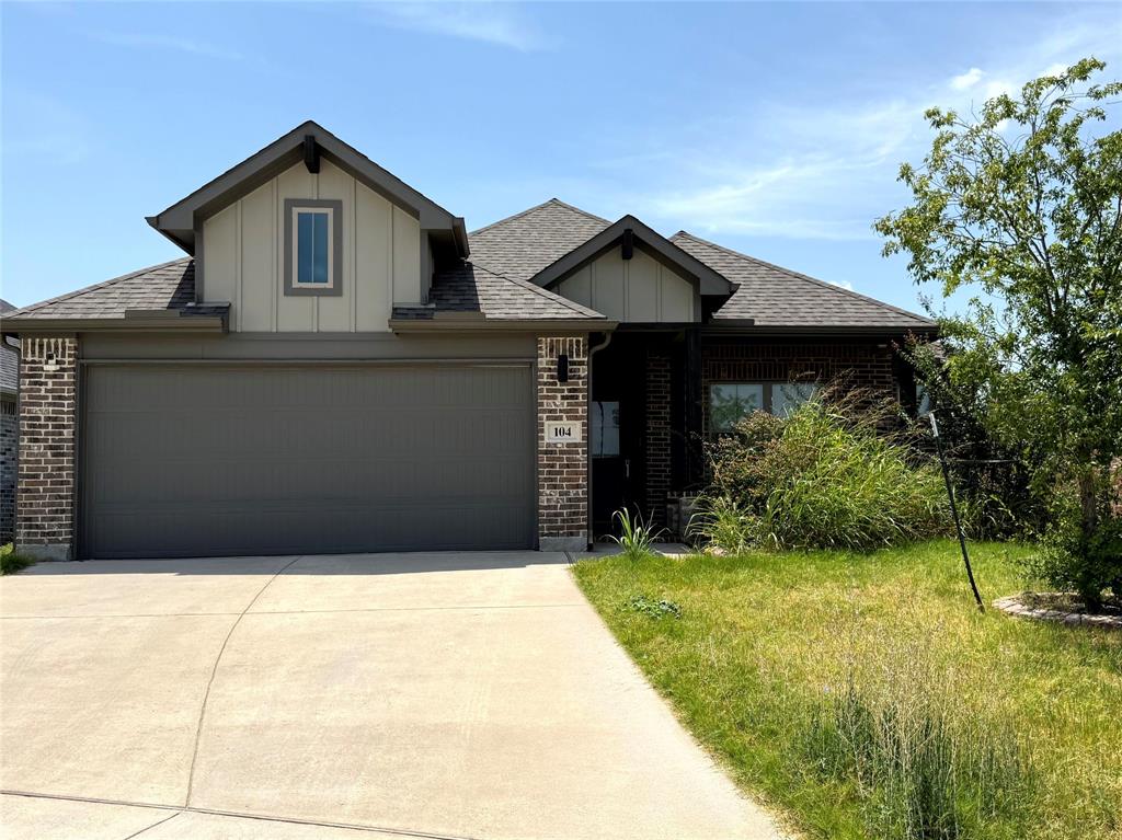 104 Tioga Cir, Waxahachie, TX 75165