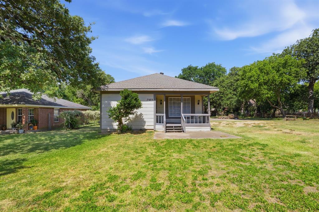 3029 Pueblo Trl, Lake Worth, TX 76135