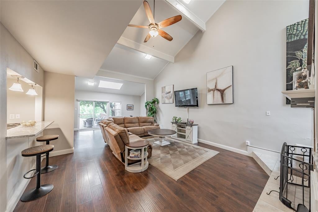2517 Country Pl, Carrollton, TX 75006 photo