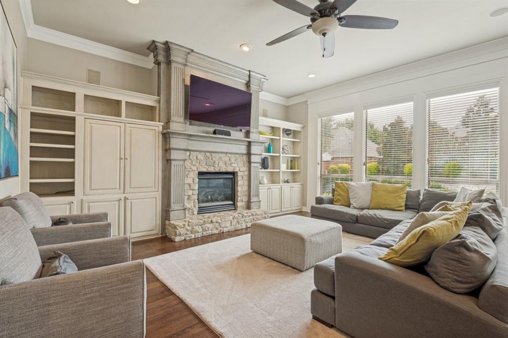 8 Hidden Lake Ct, Mansfield, TX 76063 photo
