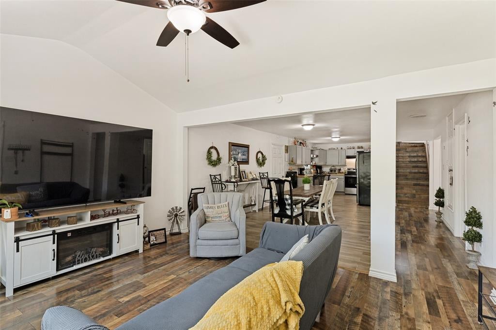 1404 Clinton Ave, Fort Worth, TX 76164 photo