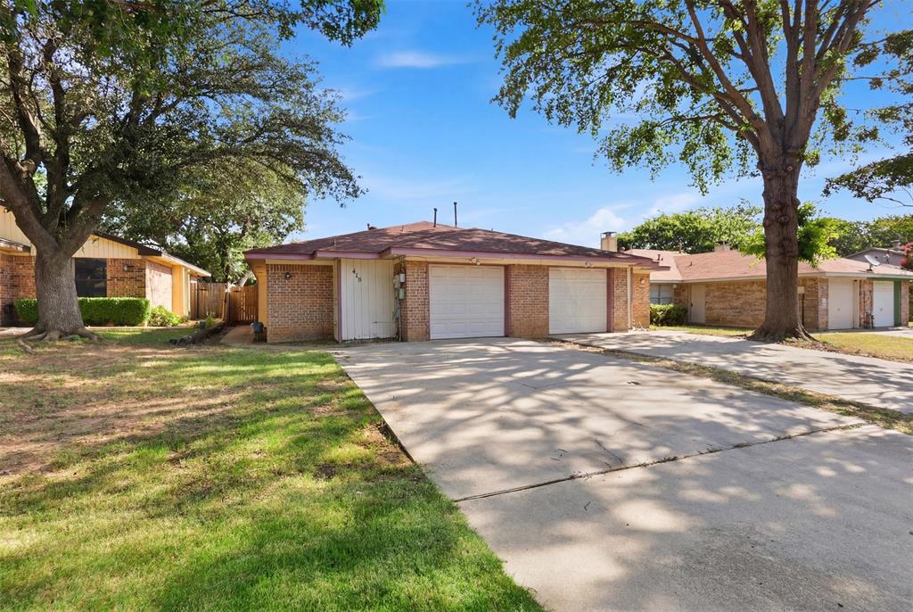 413 AND 409 Gabe Ct, Denton, TX 76207