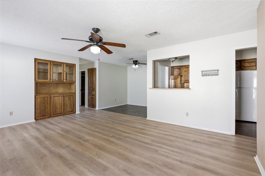 413 AND 409 Gabe Ct, Denton, TX 76207 photo