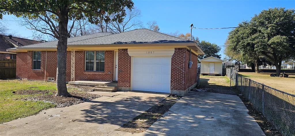 1007 Pleasant Dr, Dallas, TX 75217