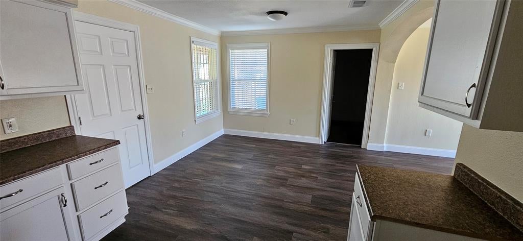 1007 Pleasant Dr, Dallas, TX 75217 photo