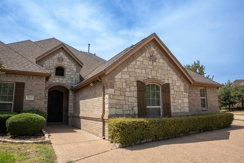 502 Lismore Dr, Mansfield, TX 76063 photo