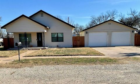 Single Family Residence in Seymour TX 508 Tackitt Street.jpg