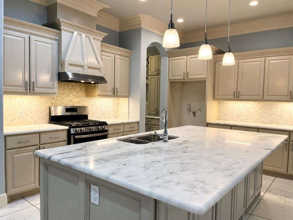 337 Lucille St, Irving, TX 75060 photo