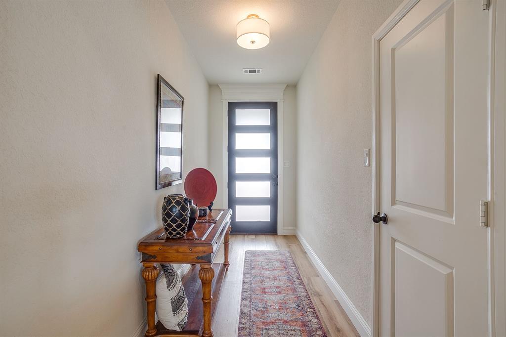 11709 Sand Cat Ct, Godley, TX 76044 photo