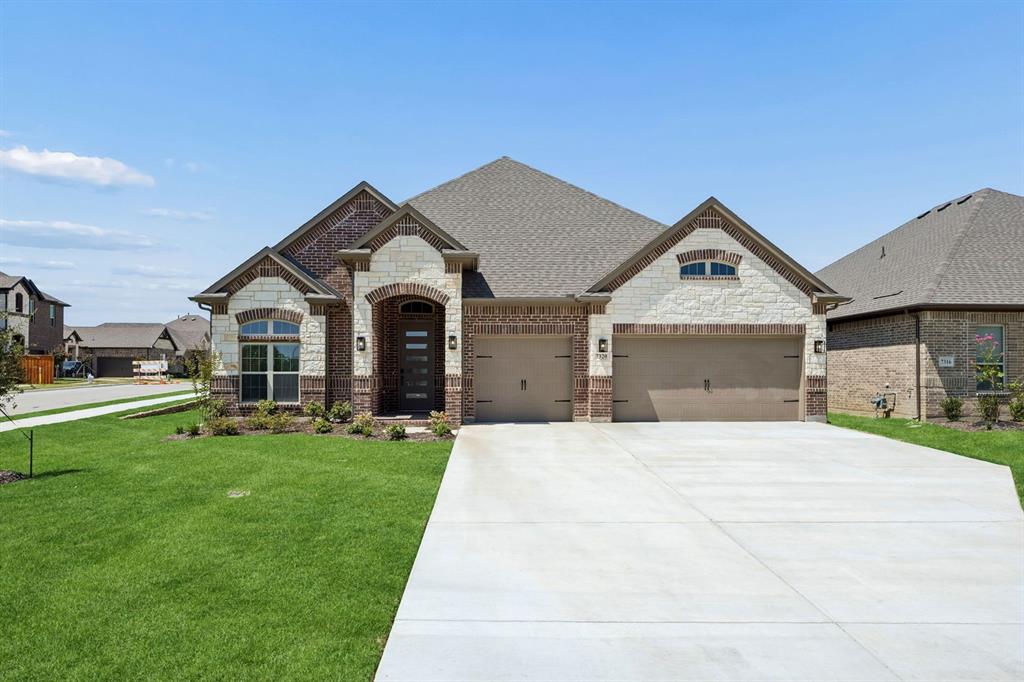 7320 Theodore Dr, Arlington, TX 76002