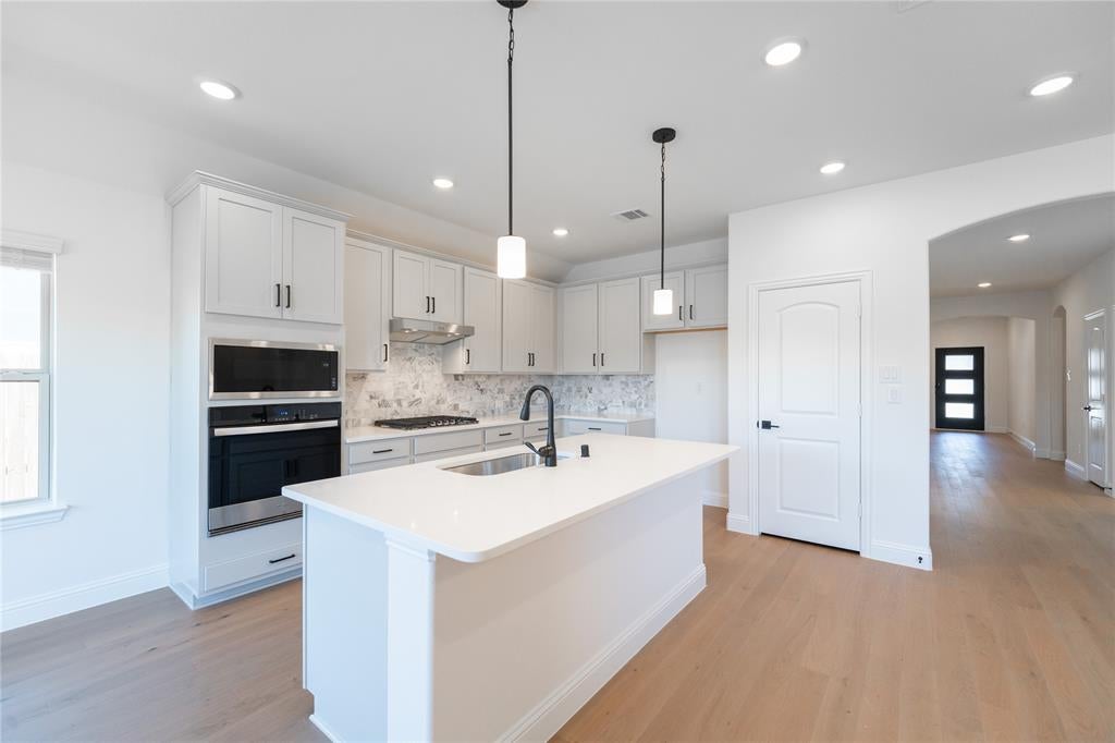 2212 Valencia Dr, Little Elm, TX 75068 photo
