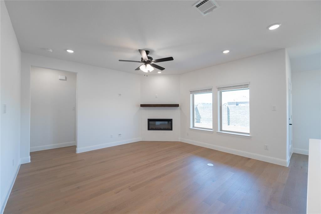 2212 Valencia Dr, Little Elm, TX 75068 photo
