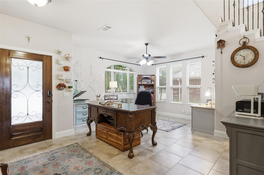1385 Litchfield Ln, Burleson, TX 76028 photo