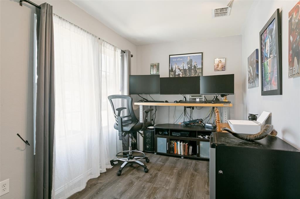 4548 Martingale View Ln, Fort Worth, TX 76244 photo
