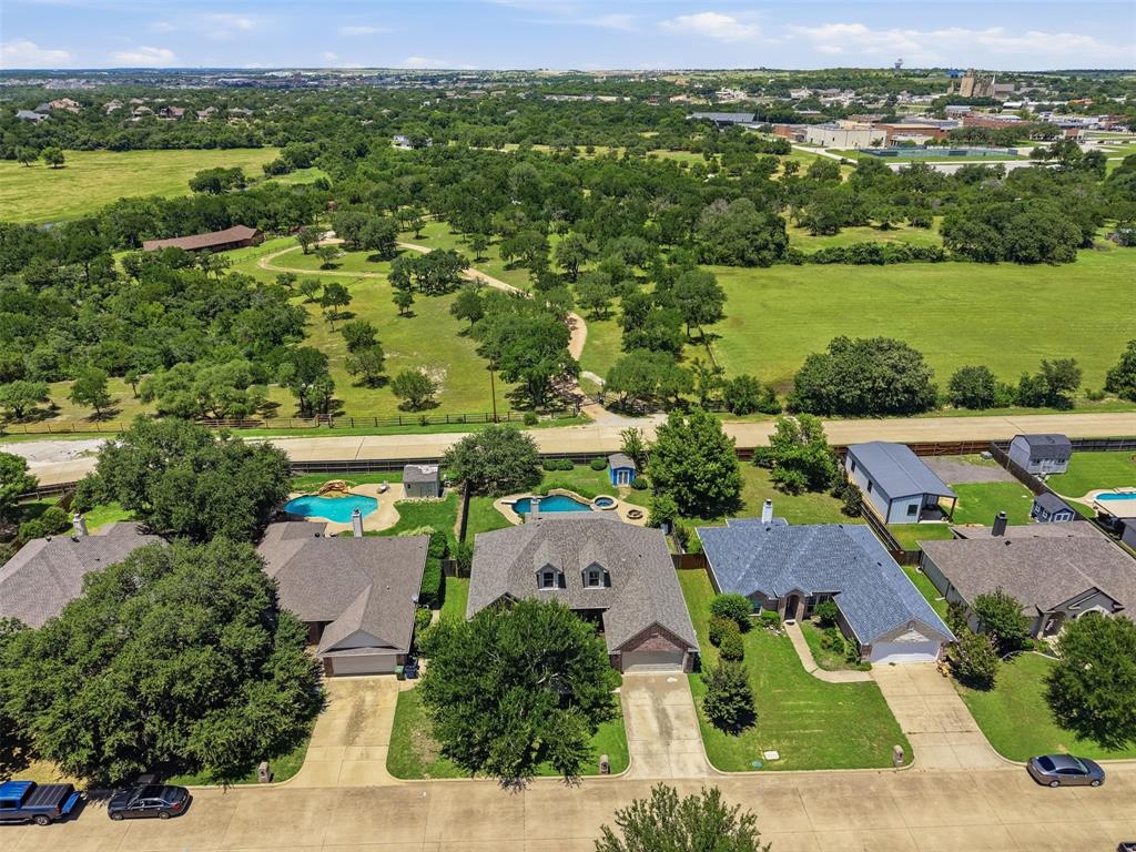 107 Clyde Dr, Aledo, TX 76008 photo