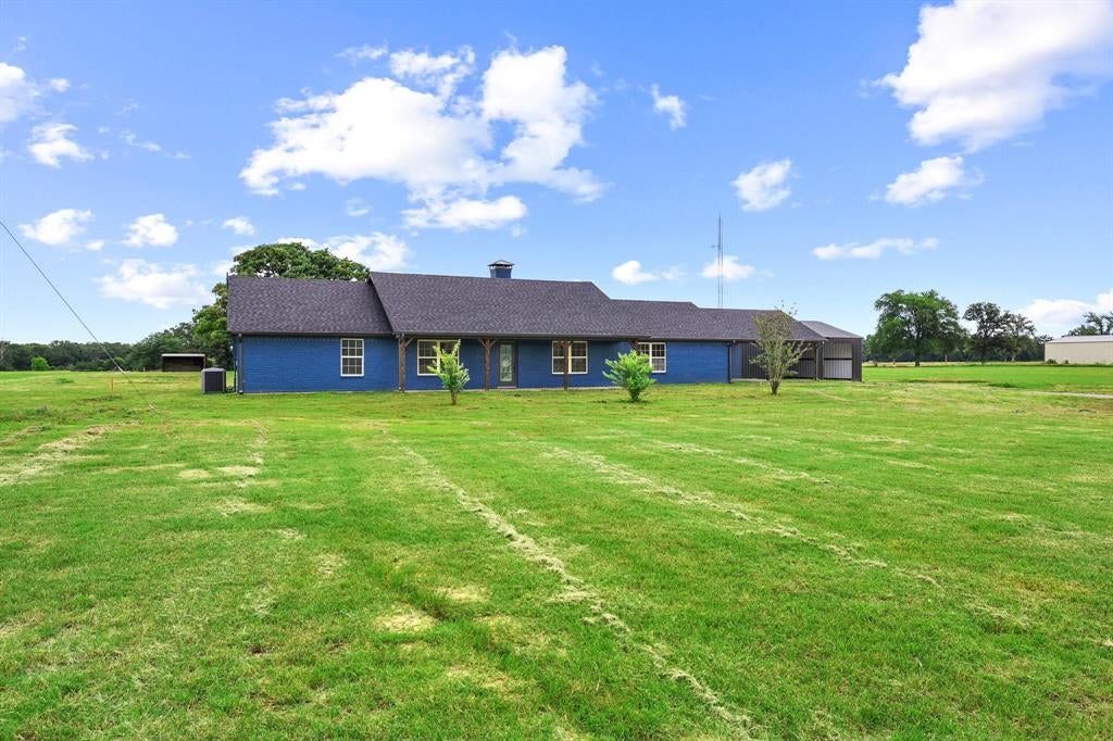 1250 County Road 2280, Telephone, TX 75488